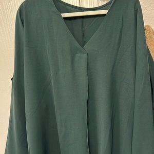 NEW workout tags Women’s split hem tunic with roll sleeves